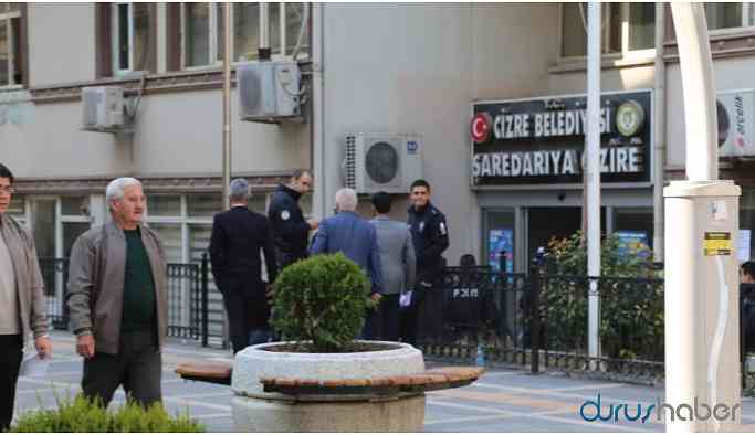 3 kentte meclis üyelerinin belediyelere girişleri engellendi!