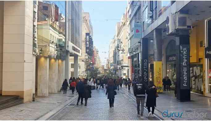 Yunanistan’da sokağa çıkma yasağı ilan edildi