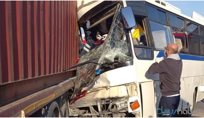 İşçi servisi kaza yaptı: 1 ölü, çok sayıda yaralı