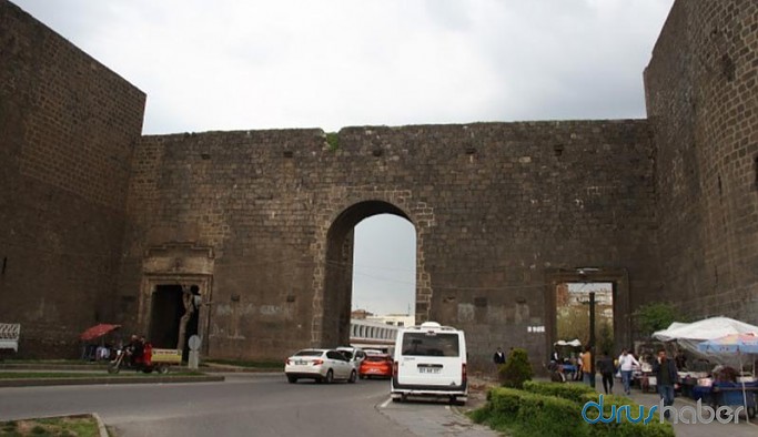 Tarihi Sur ilçesi araç giriş çıkışlarına kapatılıyor