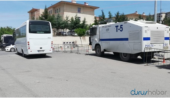 Eşbaşkanlar 'ev hapsi' şartıyla serbest bırakıldı