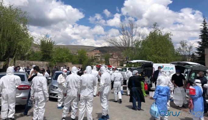 'Üfürükçü' tüm mahalleye koronavirüs bulaştırdı