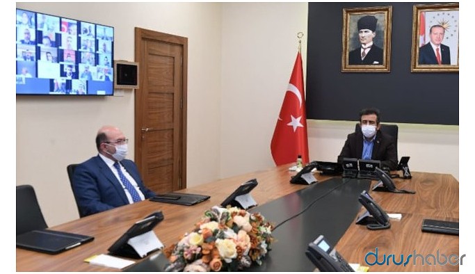 Diyarbakır Valisi AKP'li başkanların toplantısını yönetti