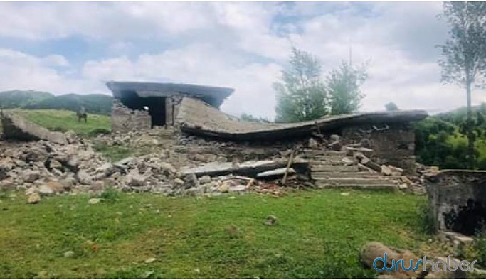 Dün hasar gören evler bugün sarsıntıda yıkıldı