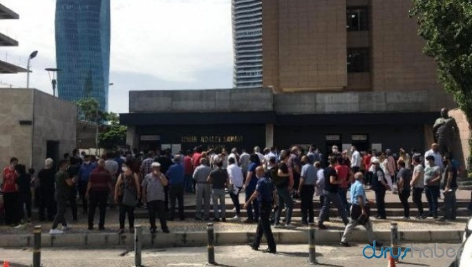 Duruşmalar başladı, adliyeler önünde "normalleşme" kuyruğu