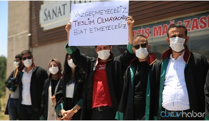 Avukatların çoklu baro protestosuna 31 bin TL pandemi cezası