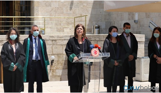 HDP’li vekiller cübbeleriyle seslendi: Teklif savunmaya darbedir