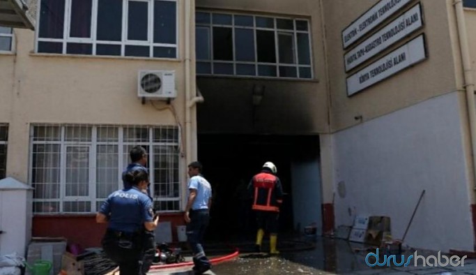 Okuldaki patlamada yaralanan öğretmenlerden biri hayatını kaybetti