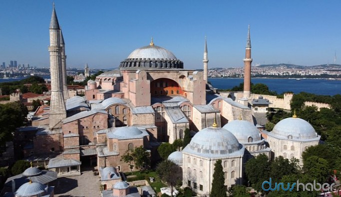 Rus Ortodoks Kilisesinden Ayasofya çıkışı