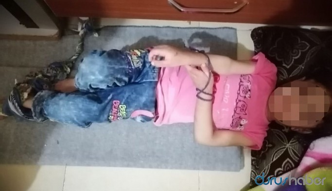 5 yaşındaki çocuğun elleri ve ayaklarını bağlayarak hapsettiler