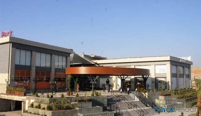 Kentte yeni açılan AVM'de Kürtçe yasağı