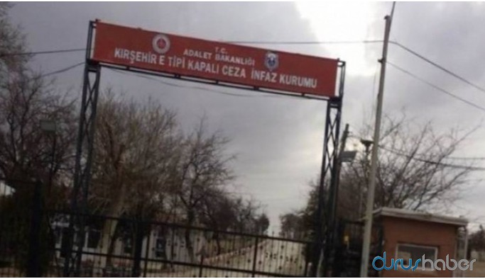 Açlık grevindeki tutuklular sevk sırasında darp edildi