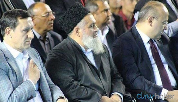 Çocuğa cinsel istismardan tutuklanan Uşşaki tarikatı lideri devlet protokolünde ağırlanmış