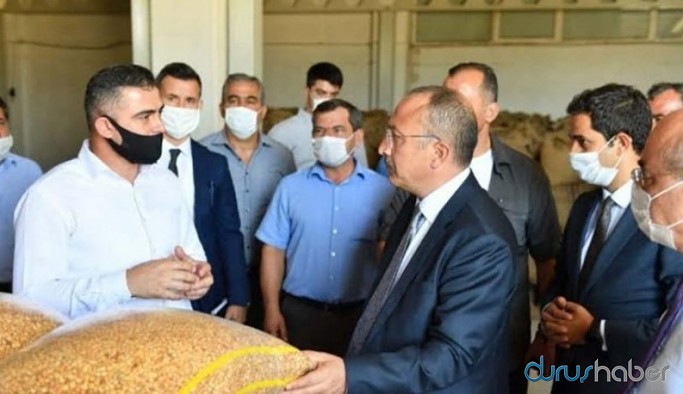 Vali, koronavirüs denetimini maskesiz yaptı