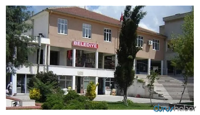 Belediyeye jandarma ve polis baskını
