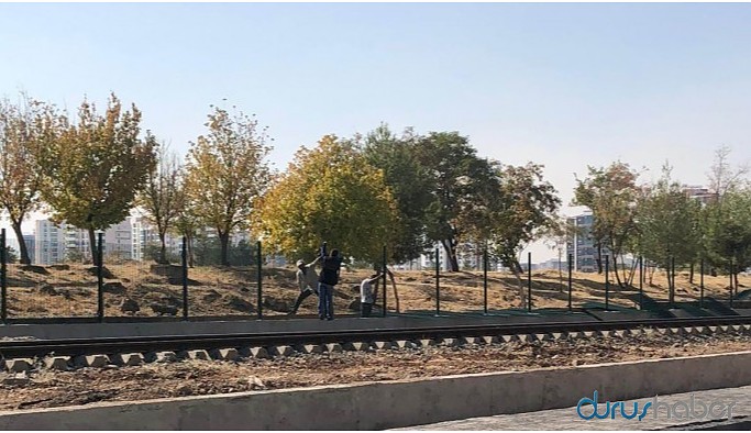 Tepkiler üzerine durdurulmuştu! Diyarbakır'ı ikiye bölecek duvarın yapımına yeniden başlandı