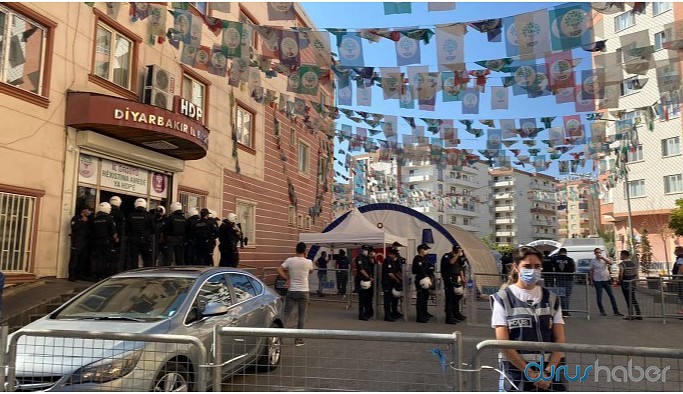 HDP’li Eşbaşkanlar hakkında gözaltı kararı