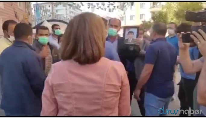 İl binası önünde bekleyen aileleri dinleyen Beştaş’a polis engeli
