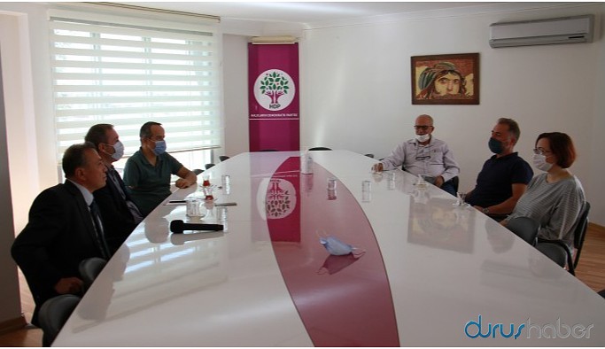 KHK’li Vali Yardımcısı'ndan HDP’ye ziyaret: Halk iradesine saygı istiyoruz