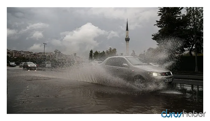 Meteoroloji'den 17 il için sağanak yağış ve fırtına uyarısı