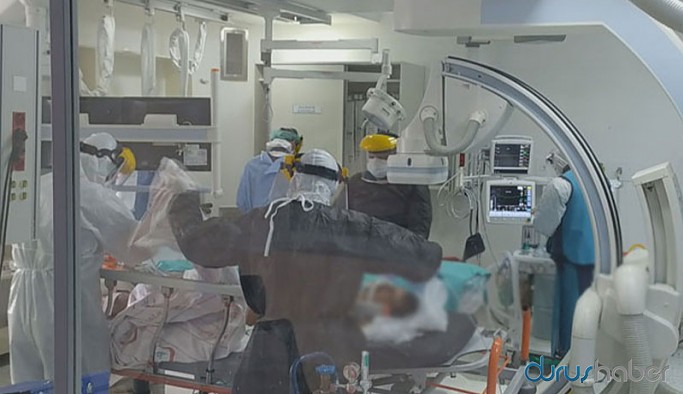 Türkiye, vaka sıralamasında dünyada 3'üncü: Sağlık Bakanına istifa çağrısı