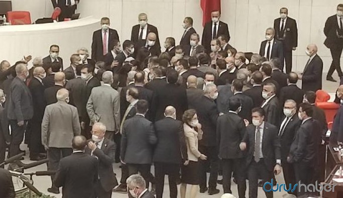 TBMM'de gerginlik! AKP'li ve HDP'li vekiller birbirlerinin üzerine yürüdü