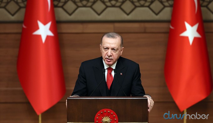 Erdoğan: Gençler dedelerinin mezar taşını dahi okuyup, anlamaz durumda
