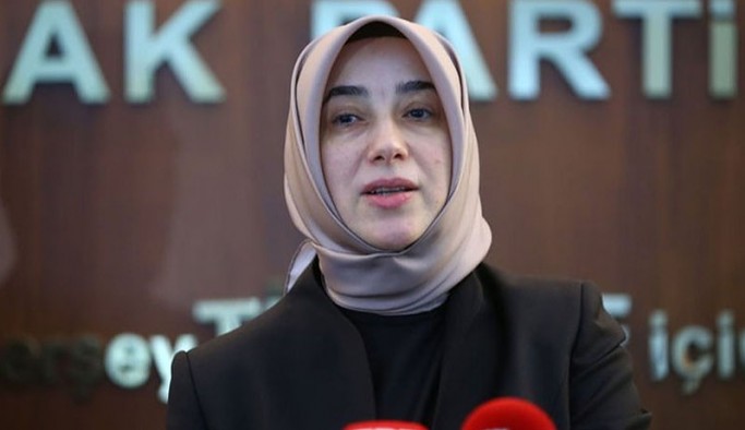 AKP'li Özlem Zengin'e hakaret ettiği gerekçesiyle gözaltına alınan avukat Mert Yaşar tutuklandı
