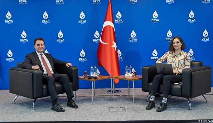 Ali Babacan'dan olay yaratacak çıkış: Gün gelir 17-25 Aralık yeniden incelenir!