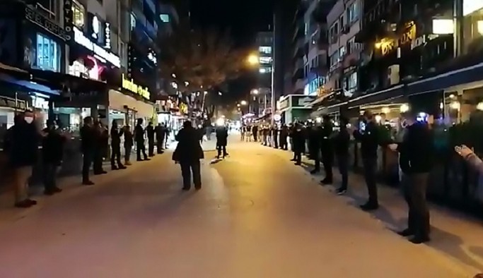 Ankara'da esnaftan kapatma kararına karşı toplu eylem