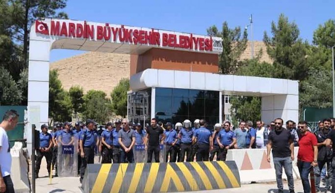 Belediyenin parası Yargıtay misafirlerine ve AKP'nin seçim çalışmalarına harcandı