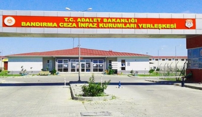 Cezaevindeki babasına para gönderdi diye gözaltına alındı