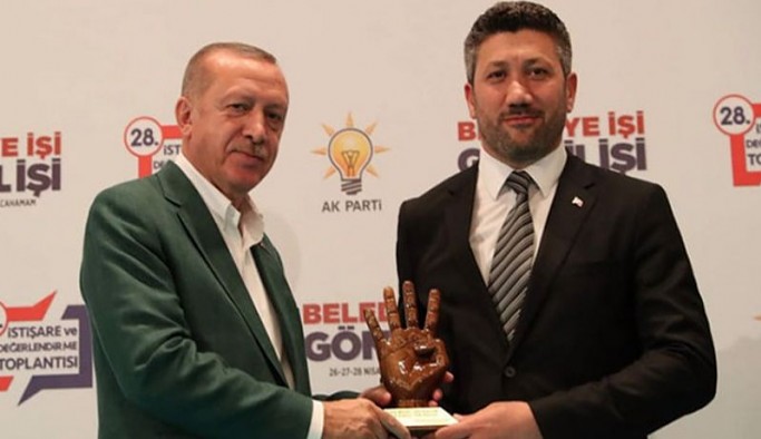 Erdoğan'ın görüştüğü başkan 'temaslı' şüphesiyle izolasyona alındı