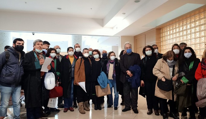 Fincancı'ya 'hakaret' cezası: Kamu görevlisine hakaret deniliyor, burada eleştirilen bir siyasetçidir