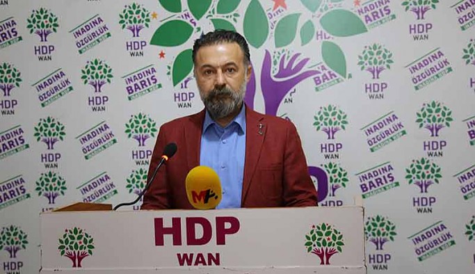 Hakkari Belediye Eşbaşkanı Dilek Hatipoğlu'na cezaevinde çıplak arama