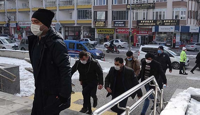 Kayıp kız çocuğu 43 gün sonra bulundu: 8 gözaltı