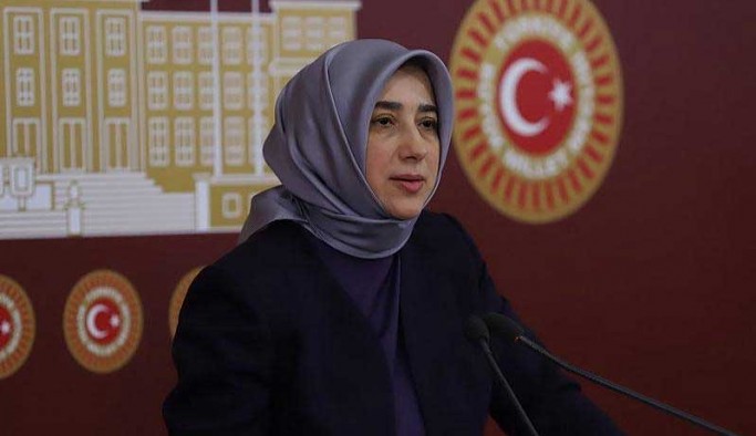 Özlem Zengin sözlerini savundu: Terör propagandasının parçası olmayın