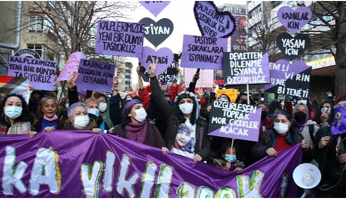 Ankara’da Feminist Gece Yürüyüşü: Patriyarkaya karşı isyandayız