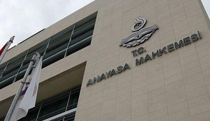 AYM'den 4 siyasi parti hakkında suç duyurusu
