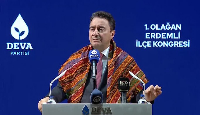 Babacan: Kadın haklarını katillerin insafına mı bırakacağız?