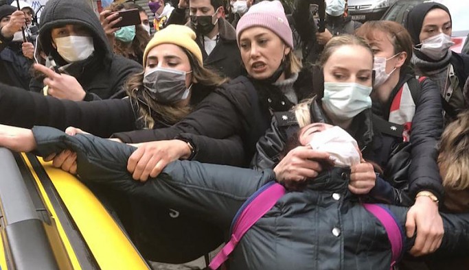 Büyük Kadın Buluşması'nda gözaltına alınanlara tutuklama talebi