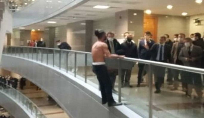 Çağlayan Adliyesi'nde intihar girişimi