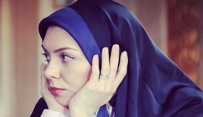 İranlı Kürt spiker Azade Namyari, evinde ölü bulundu