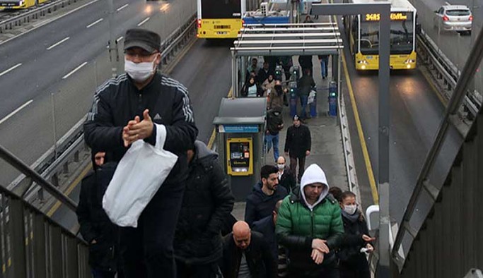 İstanbul'da 65 yaş üstü ve 20 yaş altının toplu taşıma kısıtlaması kaldırıldı