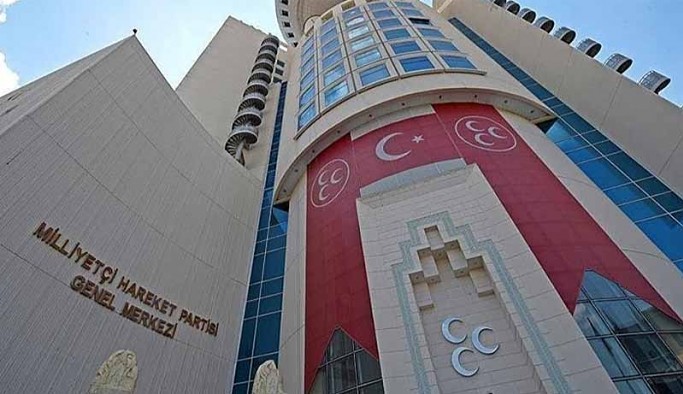 MHP 5 kişilik heyetle AKP kongresine katılacak