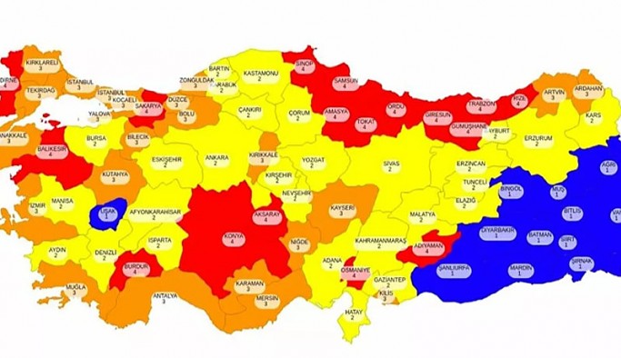 Sağlık Bakanlığı'nın haritasında riskli illerin sayısı 48'e çıktı: 'Asıl artış 1-2 hafta sonra'