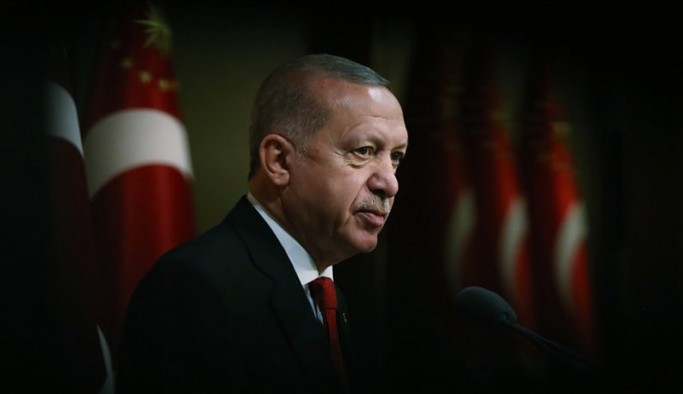 Siyaset gündemine bomba gibi düşecek şüphe: Erdoğan'ın açıkladığı eylem planı kopya mı?