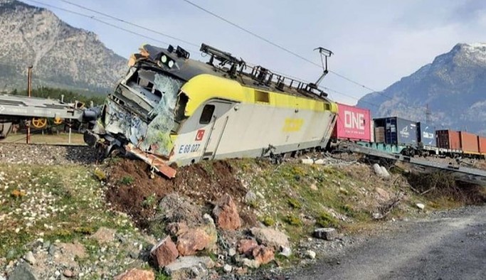 Adana'da tren kazası