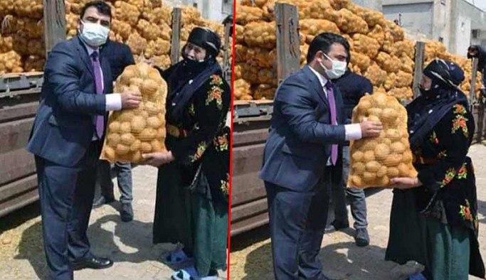 AKP MKYK'dan patates çuvalıyla poz veren kaymakama 'hadsiz' çıkışı