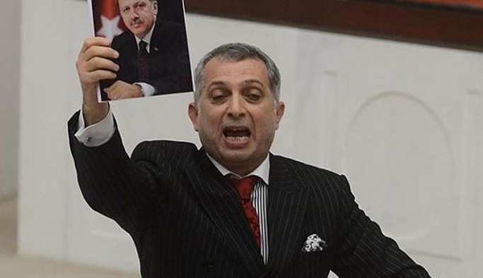 AKP MKYK üyesi Erdoğan'ı uyardı: Yüz binler mayıs ve haziran ayında maaş alamayacak!